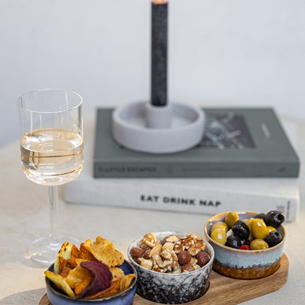 Serveerplank met schaaltjes