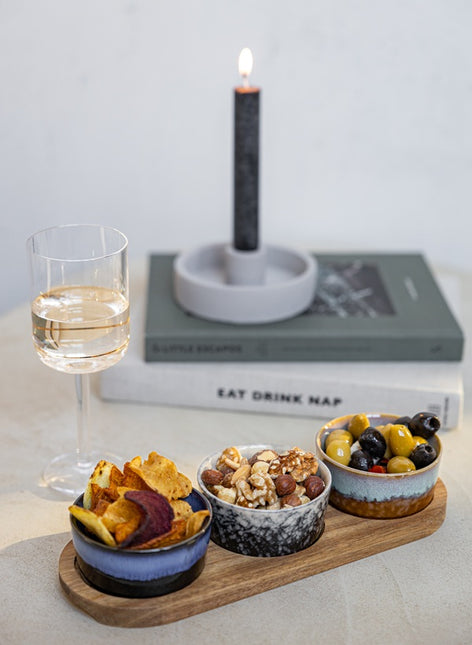 Serveerplank met schaaltjes